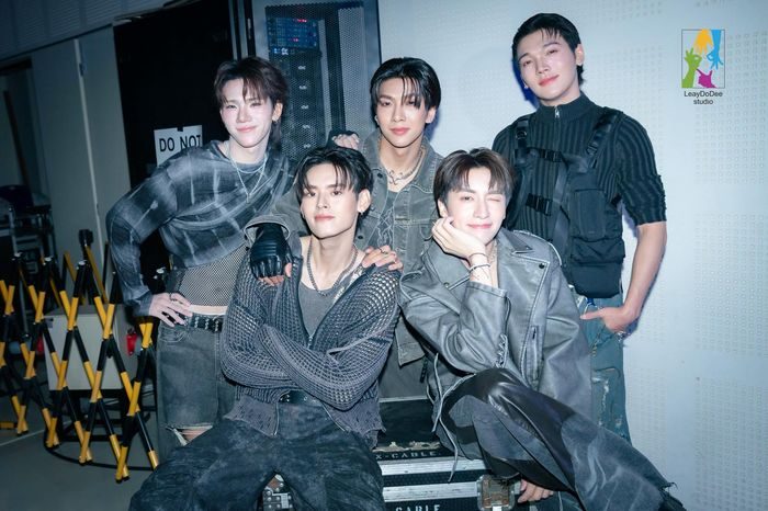 Mengenal PERSES boy group asal Thailand