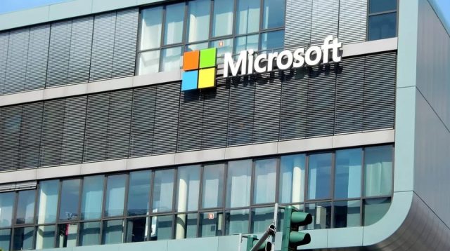 Misi Baru Google dan Microsoft: AI Mampu Mencari Layanan Sendiri