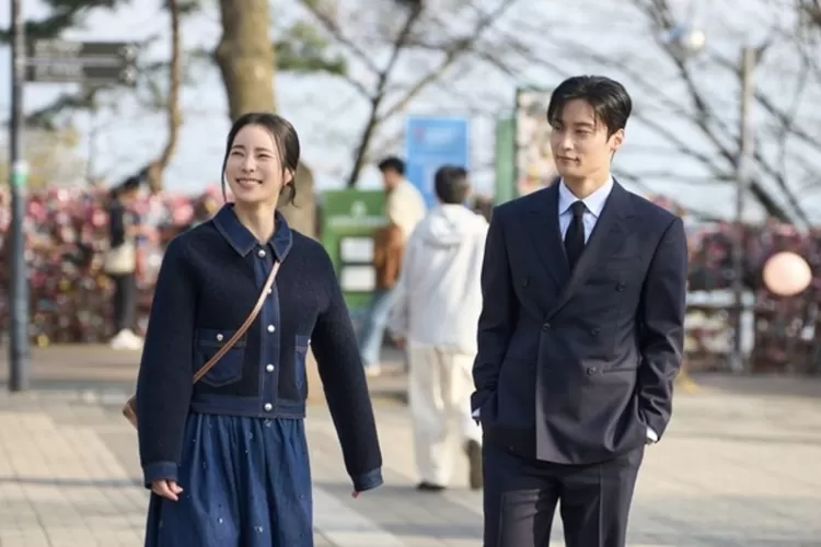 Cuplikan drama Korea My Royal Nemesis episode 10.