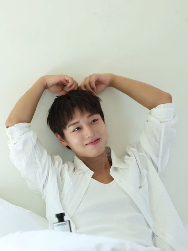 Park Ji Hoon berupaya memaksimalkan aktivitasnya di industri hiburan pada tahun 2026 sebelum sepenuhnya fokus melaksanakan wajib militer pada tahun 2027.