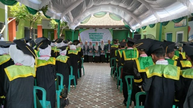 Pelepasan Kelas 6 SD PUI Haurgeulis: Momen Haru Menuju Masa Depan