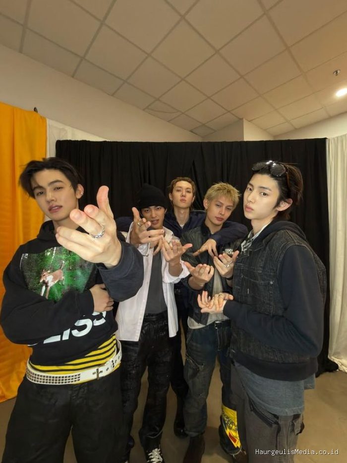 CORTIS menjadi grup K-Pop yang meramaikan Allo Bank Festival 2026 pada Sabtu, (20/6/2026) lalu dengan performa penuh energi.