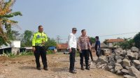 Polsek Losarang Antisipasi Kemacetan Proyek Jembatan Cilogog Polsek Losarang Antisipasi Kemacetan Proyek Jembatan Cilogog
