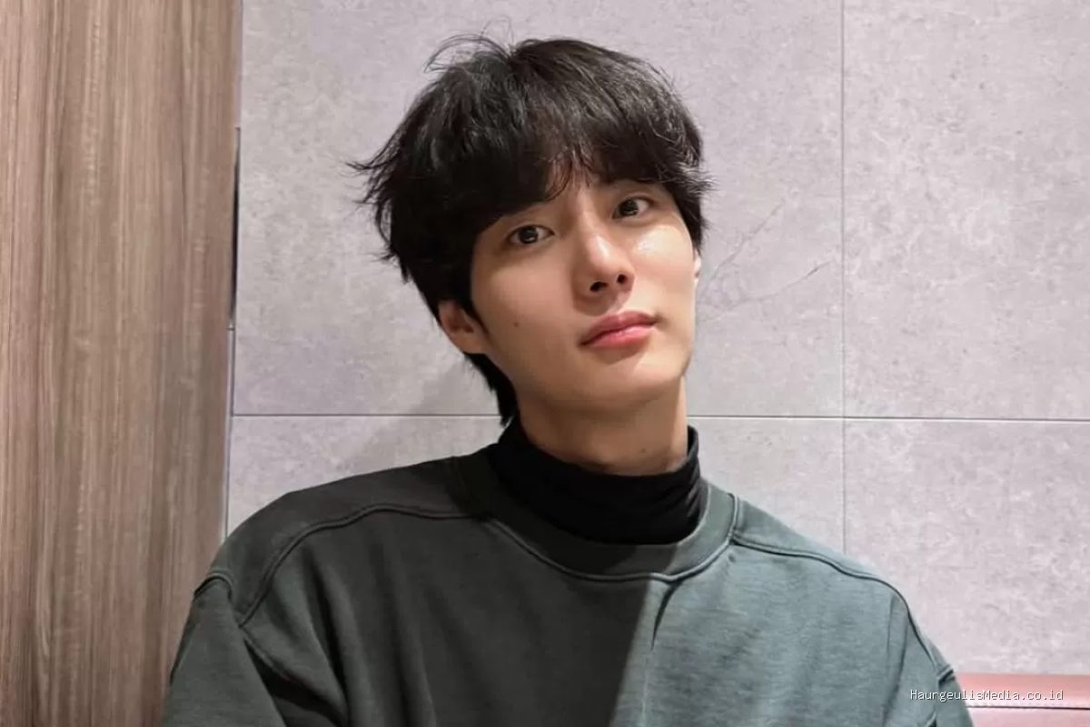 Profil Lengkap Choi Kyung Hoon, Pemeran Cho Ga Eul di Drakor See You at Work Tomorrow