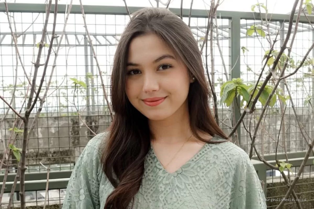 Profil Lengkap Saskia Chadwick: Agama, Keturunan, Karir, dan Keluarga