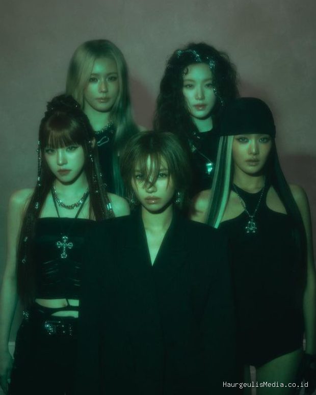 i-dle membangkitkan semangat sekaligus nilai mendalam dari burung gagak melalui lagu baru bertajuk 'Crow'.