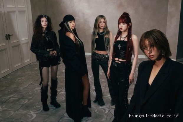 Komposisi lagu Crow dari i-dle menggabungkan dentuman kuat musik band elektrik dan lirik percaya diri menjadi yang terbaik.