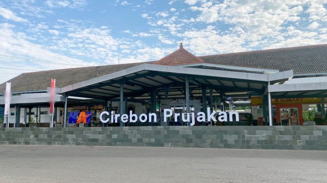 Sambut Libur Sekolah, Pemerintah Tebar Diskon Tiket Kereta Ekonomi Komersial 30 Persen