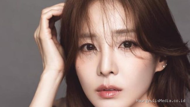 Sandara Park Luncurkan Agensi Baru BERNAMA ARADNAS untuk Karier Solo