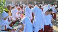 SDN 1 Haurgeulis: Bazar Sekolah Ajarkan Siswa Wirausaha Sejak Dini SDN 1 Haurgeulis: Bazar Sekolah Ajarkan Siswa Wirausaha Sejak Dini