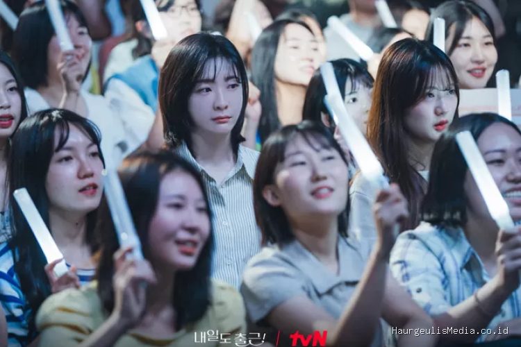 Teaser episode 3 drama Korea See You at Work Tomorrow.
