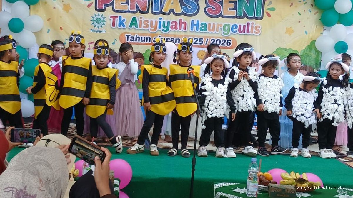 TK Aisyiyah Haurgeulis: Pentas Seni Generasi Emas Penuh Talenta