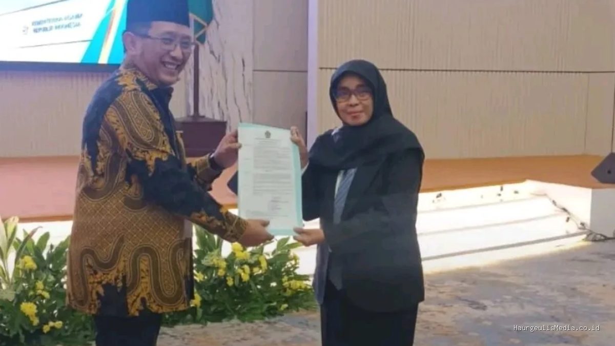 Uun Kurniasih Kepala KUA Perempuan Indramayu, 15 Pelopor Nasional