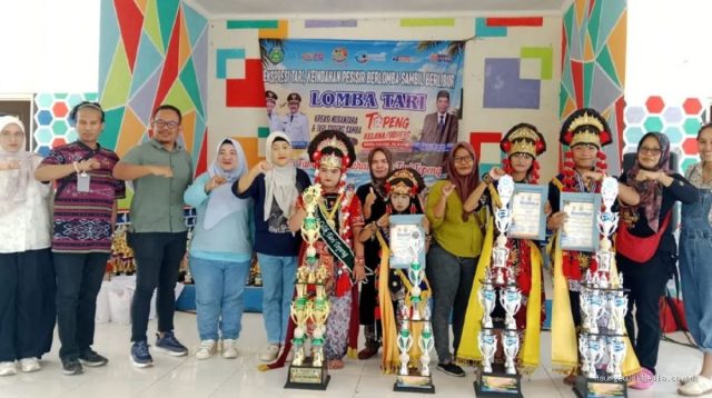 171 Peserta Lomba Tari Topeng Kreasi Nusantara di Indramayu