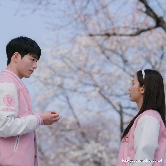 Seo Kang Joon dan Jisoo BLACKPINK saat membintangi Boyfriend on Demand