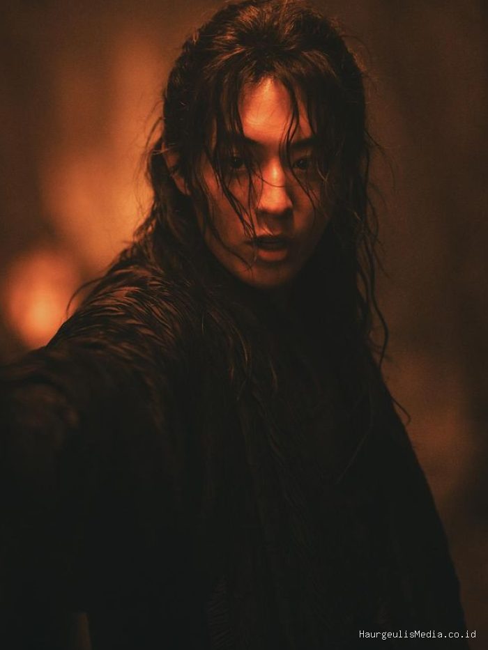 Nam Joo Hyuk di The East Palace