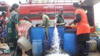 Atasi Krisis Air, Kodim Indramayu dan BPBD Salurkan 10 Ribu Liter di Krangkeng