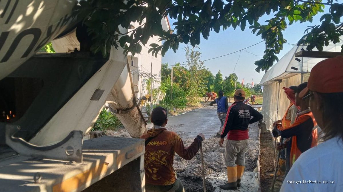 Dewan Irffan Sudiawan: Aspirasi Jalan Cor Beton Warga Diterima