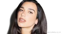 Dua Lipa Tak Hanya Adakan Klub Buku, Tapi Juga Perpustakaan Buku Terlarang