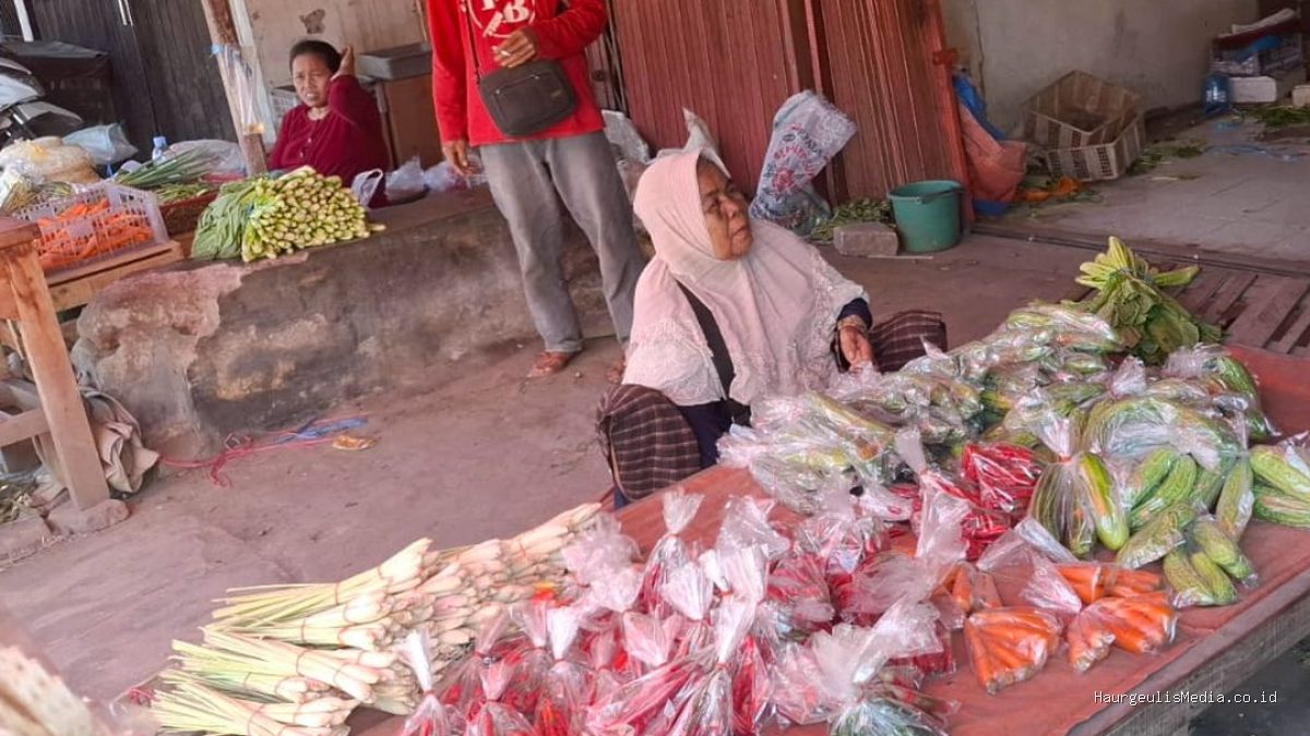 Harga Sembako di Pasar Terisi Stabil, Beras Rp13 Ribu per Kg
