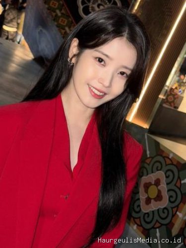 Bahkan sebelum resmi tayang, Korean drama satu ini sudah menarik perhatian global dan kerap menjadi perbincangan hangat di jagat maya. Salah satu alasannya adalah karena K-drama tersebut dibintangi oleh IU dan Byeon Woo Seok./ Foto: instagram.com/dlwlrma