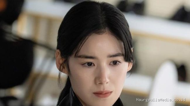 Jung Eun Chae Tampil Sebagai Detektif Baru di Flex X Cop 2