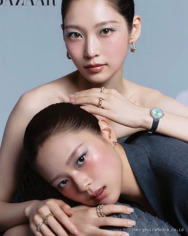 Potret Jung Yeon TWICE dan Gong Seung Yeon dalam pemotretan perdana sebagai kakak-beradik dari kalangan selebritis.