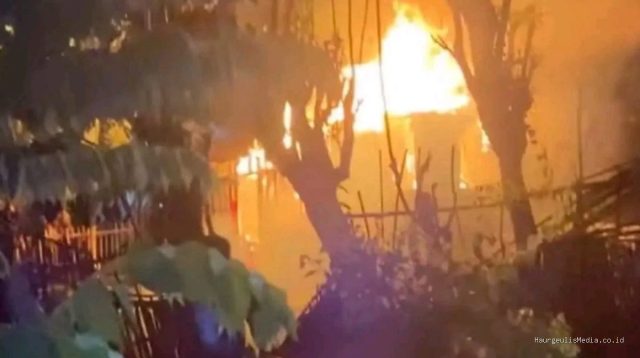 Kebakaran di Desa Pangkalan Losarang: Diduga Akibat Bakar Sampah