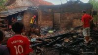 Kebakaran Rumah di Haurgeulis Indramayu, Terdengar Suara Kayu Kebakaran Rumah di Haurgeulis Indramayu, Terdengar Suara Kayu