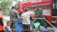 Kemarau di Indramayu: TNI dan BPBD Salurkan Bantuan di Krangkeng