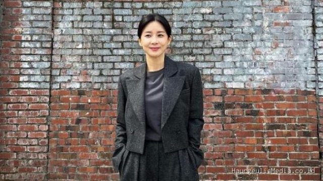 Lee Bo Young Pertimbangkan Tawaran Drama Baru Berlatar Hukum