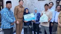 Lucky Hakim Tinjau Rutilahu: Bantuan Rehab & Sanitasi 4 Kecamatan