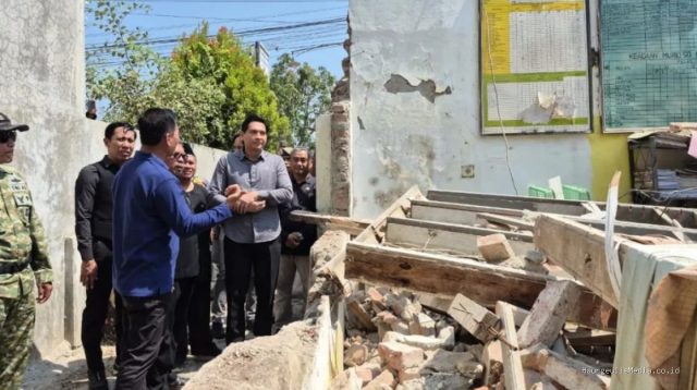 Lucky Hakim Tinjau SDN 2 Tugu Ambruk, Minta Revitalisasi Segera