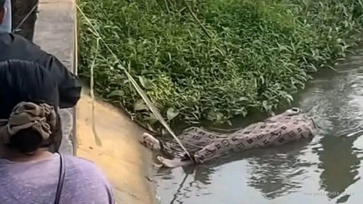 Mayat Pria di Sungai Cipelang Widasari Indramayu Teridentifikasi