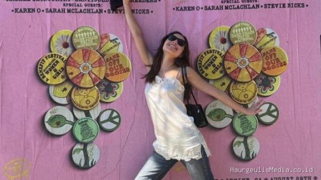 Olivia Rodrigo Gelar Konser Kolaboratif Bersama Artis Perempuan dan Salurkan Seluruh Keuntungan