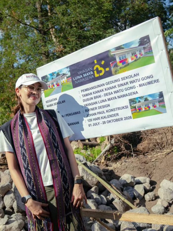 Peduli Pendidikan, Luna Maya Dirikan Sekolah untuk Anak-Anak di Flores