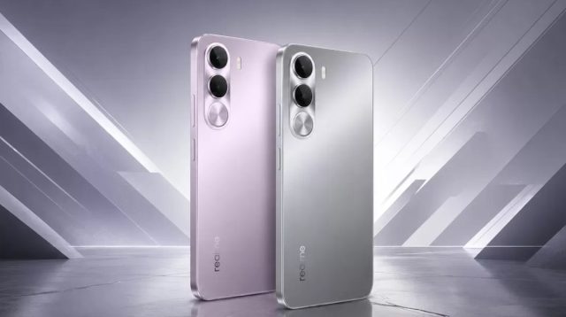 Perbandingan realme C100i vs TECNO SPARK 50, Mana HP Baterai 7000 mAh yang Lebih Layak?