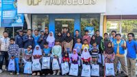 PLN ULP Haurgeulis Berbagi Kebahagiaan HUT RI Lewat Alat Sekolah