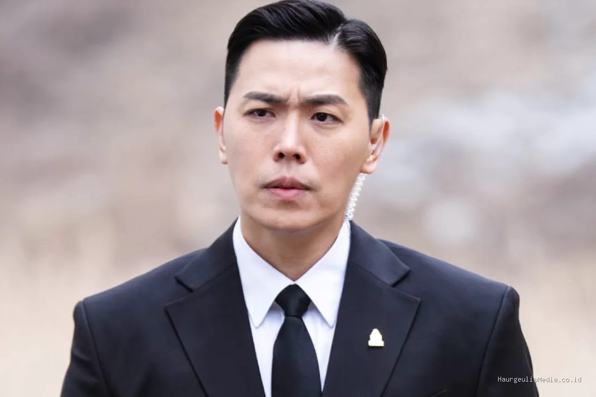 Profil dan Biodata Lee Dong Ha: Pemeran Direktur Nam dalam Drakor Agent Kim Reactivated serta Instagramnya