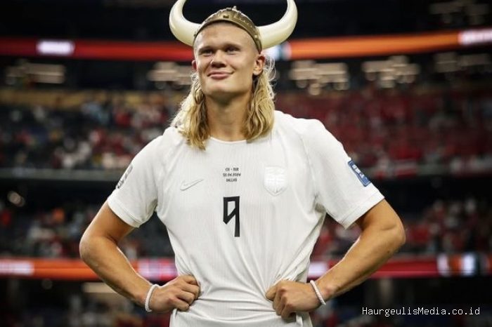 Perjalanan Erling Haaland membuktikan bahwa kerja keras dan konsistensi mampu membawanya menjadi salah satu striker terbaik dunia. Dari klub kecil di Norwegia hingga Manchester City, setiap langkah kariernya dipenuhi pencapaian yang mengesankan.