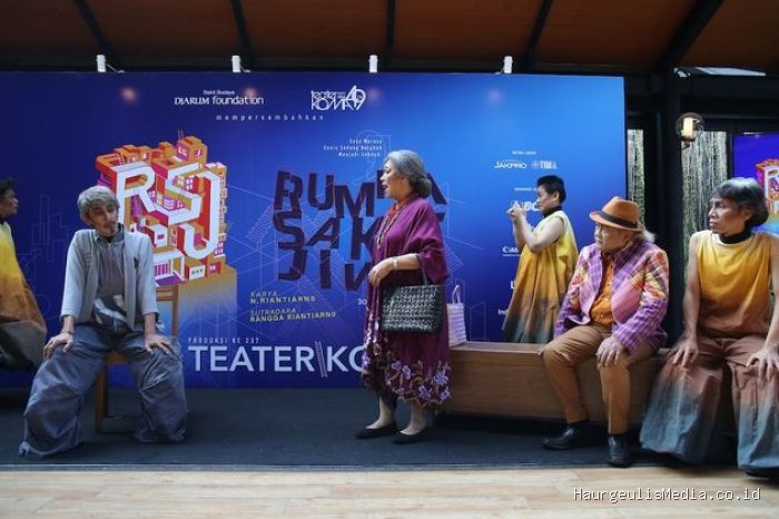 Cuplikan adegan Rumah Sakit Jiwa