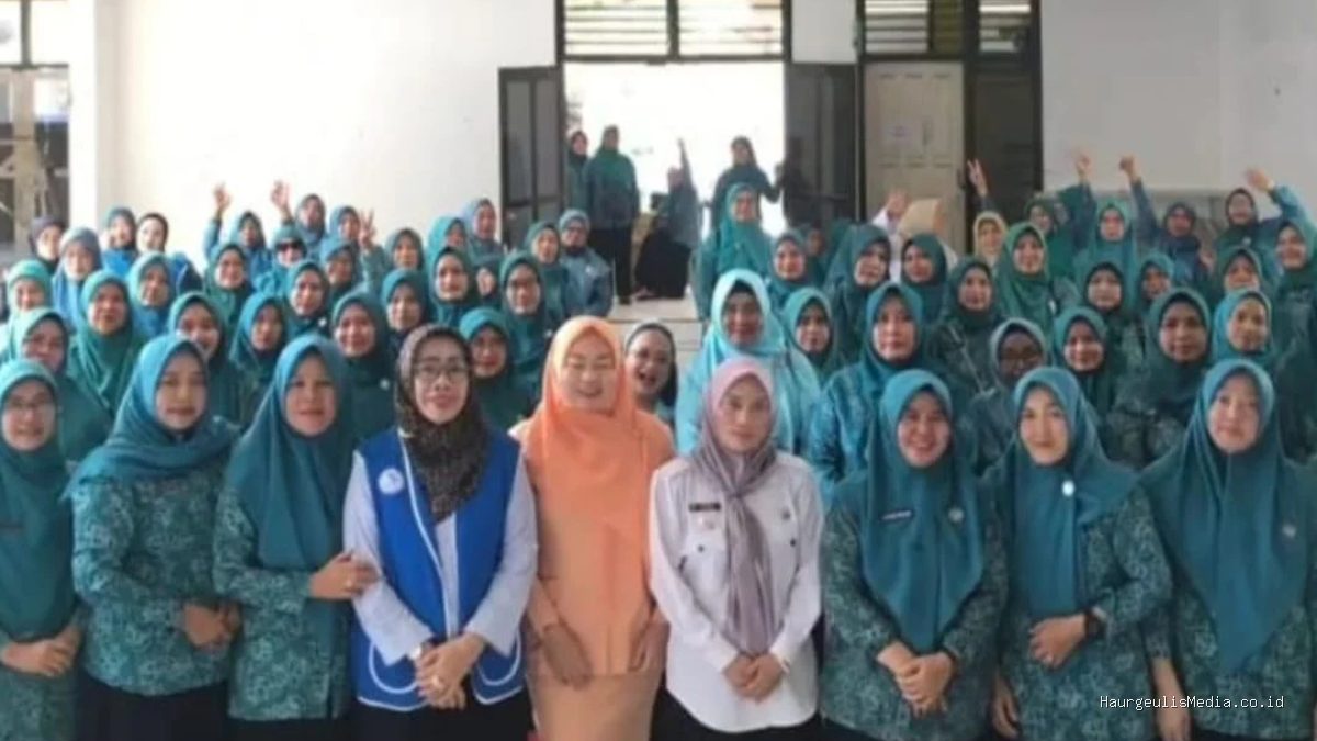 TP PKK Haurgeulis Indramayu Perkuat Sinergi demi Kesejahteraan Keluarga