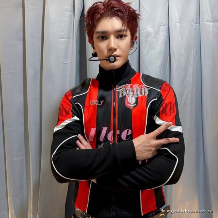 Taeyong NCT saat menggelar konser solo di Indonesia