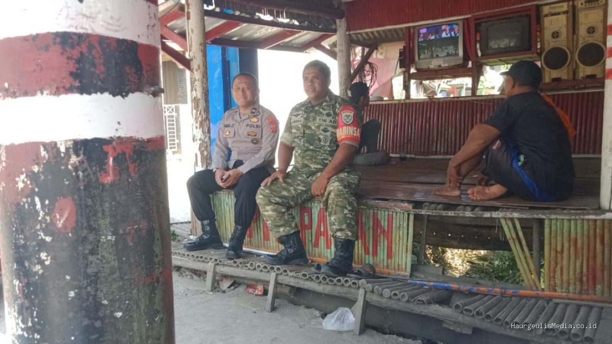 Waspadai Geng Motor: Komsos Urgen Babinsa Sliyeg Lor Perkuat Siskamling