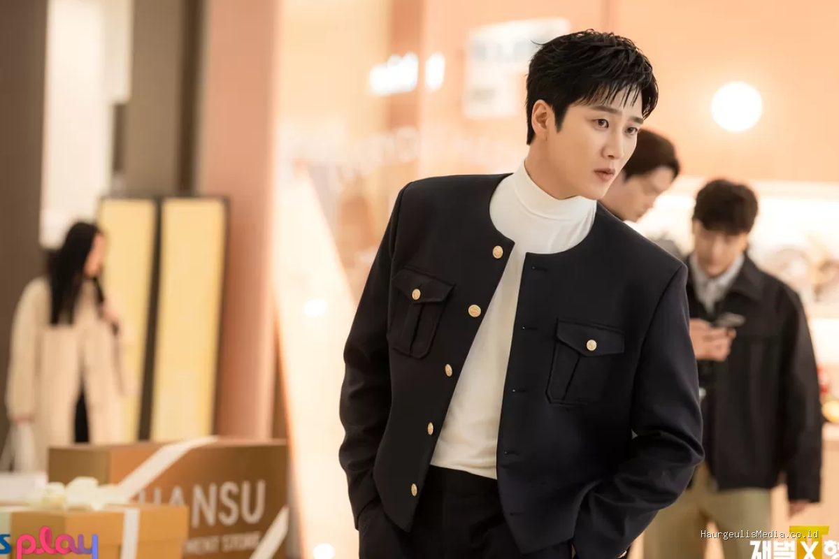Flex X Cop Season 2 Episode 1: Momen Pertemuan Jin Yi Soo dan Joo Hye Ra