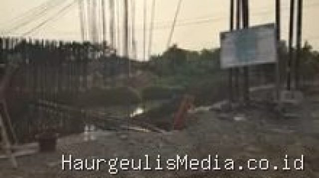 Indramayu Soal Tuduhan Solar Subsidi di Proyek Jembatan Cilogor, Humas PT ATS: Berita Tidak Benar, Kami Taat Aturan 7 Agustus 2026, 17:11 WIB