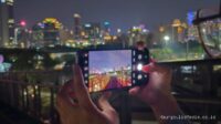 Panduan Mengambil Foto Malam Hari yang Tajam dengan HP Panduan Mengambil Foto Malam Hari yang Tajam dengan HP