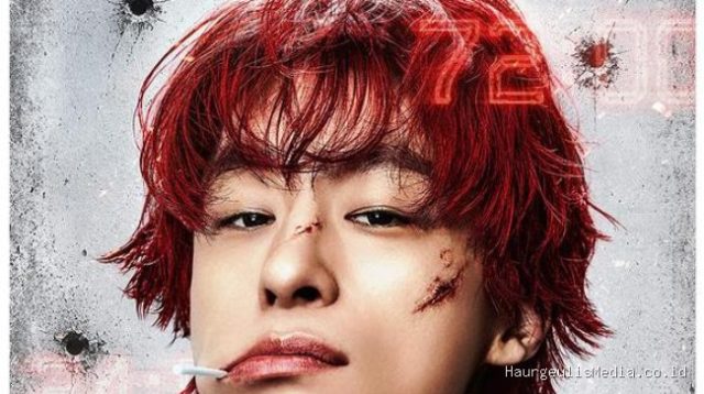 Revival Man: The Red Rilis Poster, Intip Penampilan Nyentrik Koo Kyo Hwan