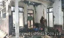 Rumah di Indramayu Ludes Terbakar Saat Ditinggal Ngobeng, Kerugian Rp 100 Juta