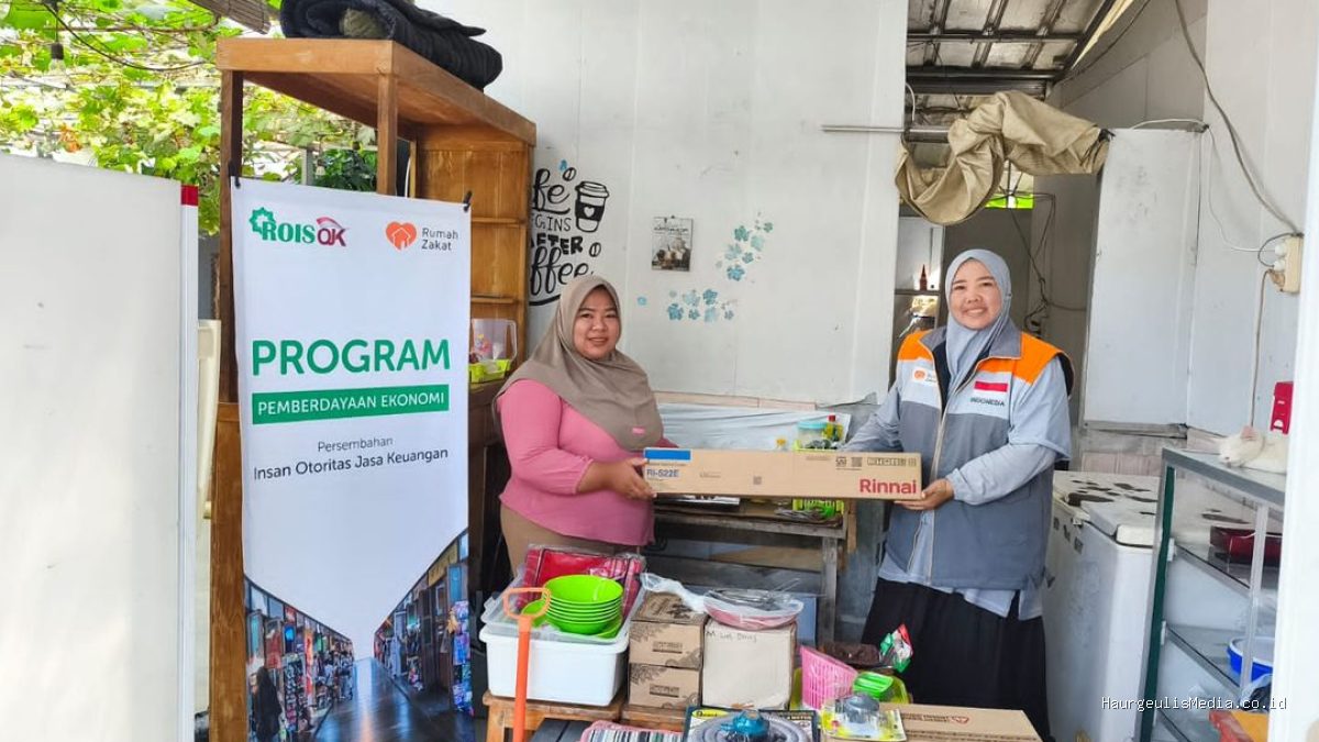 Rumah Zakat dan ROIS OJK Kolaborasi Salurkan Modal Usaha UMKM